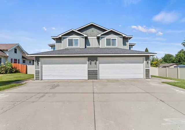 Homes for sale in Spokane Valley, WA | 920 S Evergreen Rd, Spokane Valley, WA 99037 | MLS# 202619946