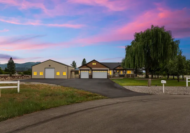 Homes for sale in Newman Lake, WA | 6608 N Vincent Ln, Newman Lake, WA 99025 | MLS# 202619970