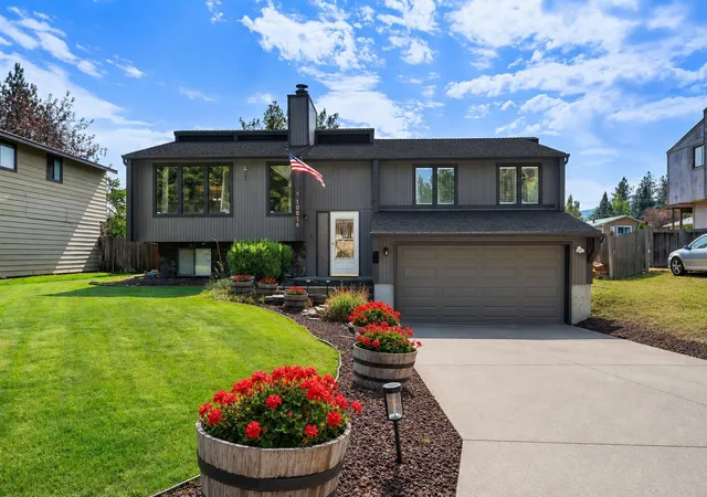 Photo 1 of Sale Pending at 10816 E 31st Avenue, Spokane Valley, WA 99206 | MLS# 202619974 | Listing updated on 2026-09-20