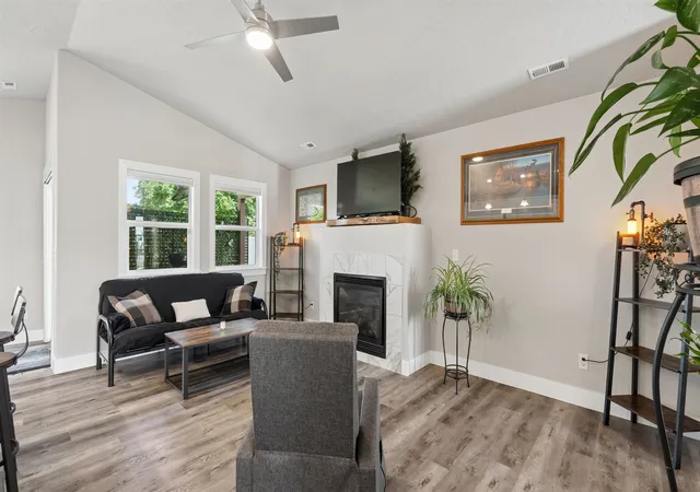 5th image of 1609 E Marilyn Cir, Deer Park, WA 99006 | MLS# 202619988
