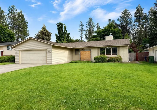 Homes for sale in Spokane, WA | 2642 E 38th Ave, Spokane, WA 99223 | MLS# 202620011