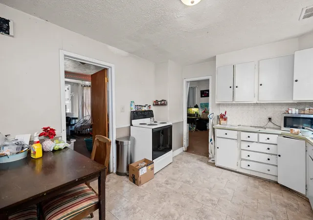 5th image of 1017 W Augusta Ave, Spokane, WA 99205 | MLS# 202620016