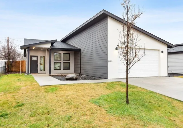 Homes for sale in Airway Heights, WA | 13521 W 12th Ave, Airway Heights, WA 99001 | MLS# 202620018