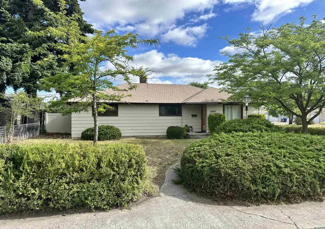 Homes for sale in Spokane, WA | 2604 W Crown Ave, Spokane, WA 99205 | MLS# 202620022
