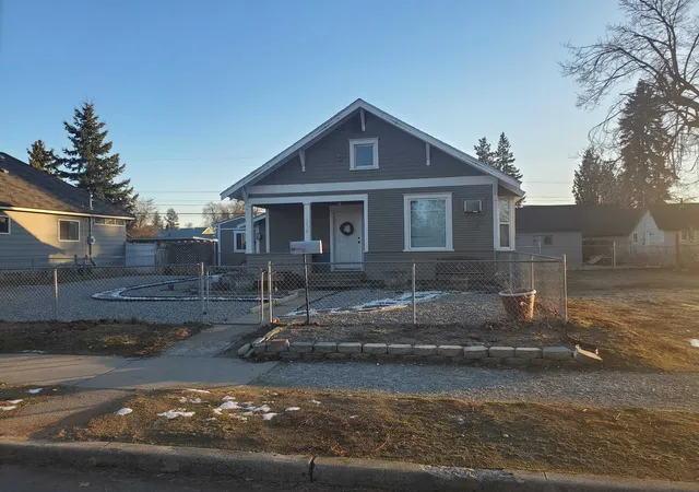 Single family home for sale at 1030 E Sanson Ave, Spokane, WA 99207 | MLS# 202620026