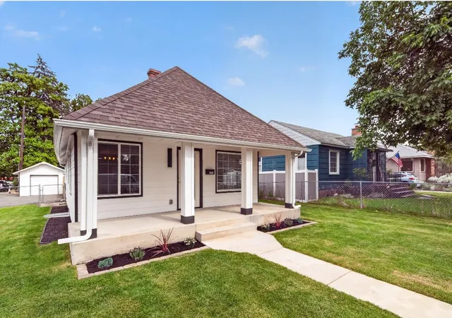 Photo 1 of Single family home for sale at 5028 N Washington St, Spokane, WA 99205 | MLS# 202620034 | Listing updated on 2026-08-25