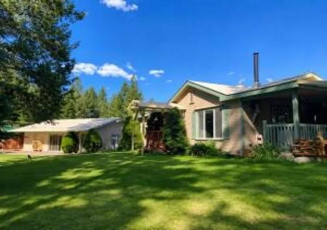 Homes for sale in Kettle Falls, WA | 3641 Hill Loop Rd, Kettle Falls, WA 99141 | MLS# 202620060