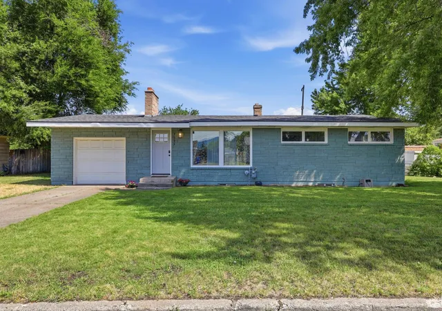 Homes for sale in Spokane Valley, WA | 7525 E Baldwin Ave, Spokane Valley, WA 99212 | MLS# 202620082