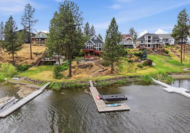 Photo 1 of Single family home for sale at 11723 S Greenfield Ln, Medical Lake, WA 99022 | MLS# 202620109 | Listing updated on 2026-10-21