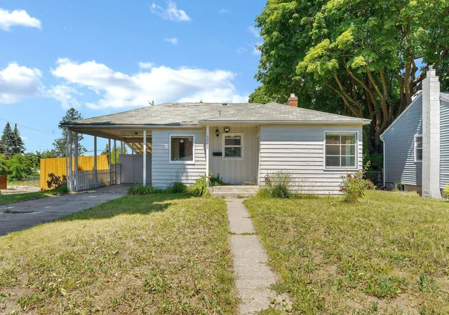Photo 1 of Single family home for sale at 3303 E Congress Ave, Spokane, WA 99223 | MLS# 202620110 | Listing updated on 2026-08-23