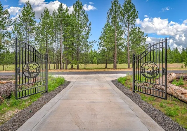 2nd image of 1015 W Montgomery Rd, Deer Park, WA 99006 | MLS# 202620128