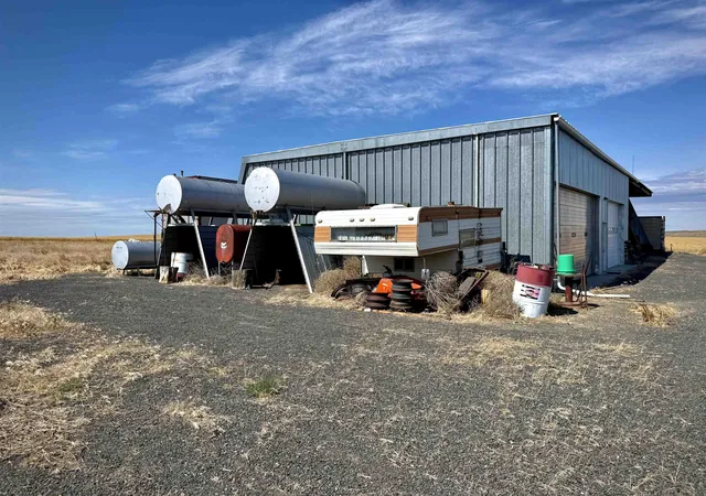 Photo 4 of Manufactured home for sale at 7603 N Coyote Hts Rd, Odessa, WA 99159 | MLS# 202620129 | Listing updated on 2026-07-07