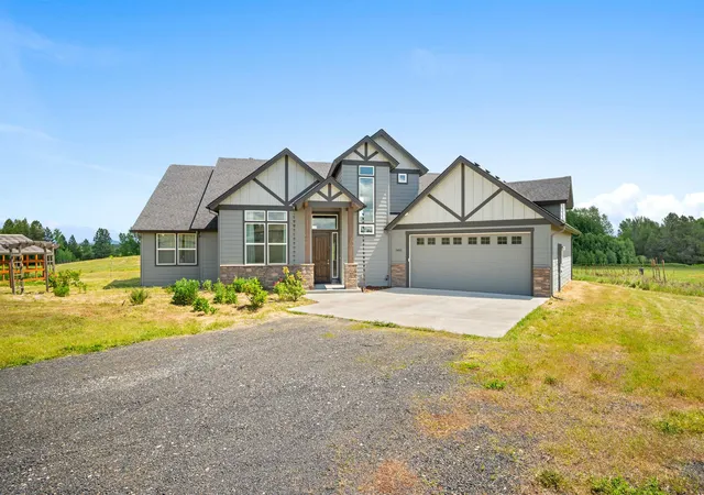 3rd image of 34012 N Fawn Ln, Deer Park, WA 99006 | MLS# 202620132