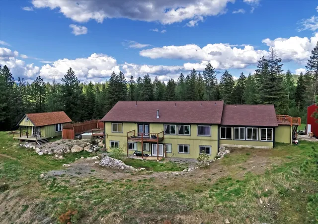 Homes for sale in Elk, WA | 704 Mccammon Rd, Elk, WA 99009 | MLS# 202620157