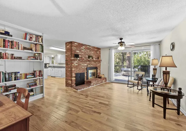 5th image of 912 W Bellwood Dr, Spokane, WA 99218 | MLS# 202620161