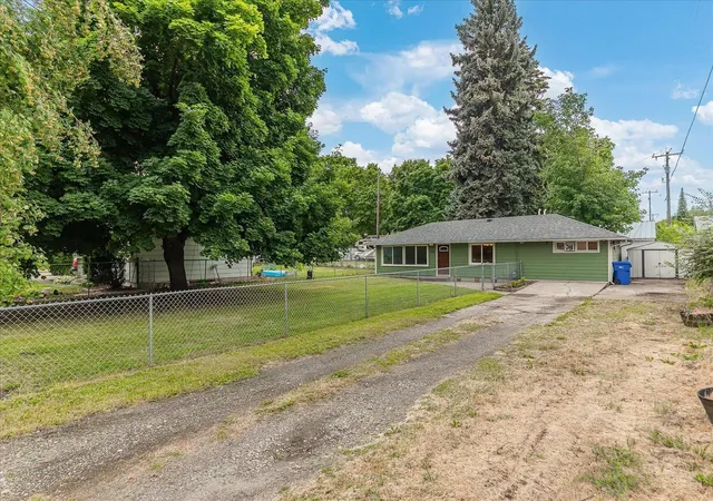 Homes for sale in Spokane Valley, WA | 7520 E Dalton Ave, Spokane Valley, WA 99212 | MLS# 202620183