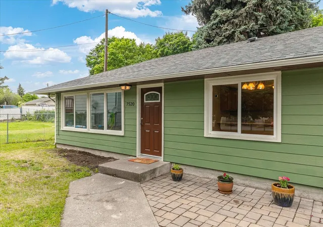 Homes for sale in Spokane Valley, WA | 7520 E Dalton Ave, Spokane Valley, WA 99212 | MLS# 202620183