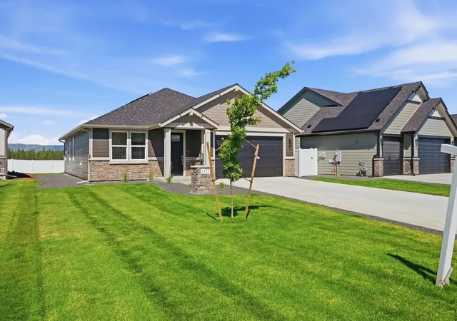 2nd image of 1231 N High Desert Dr, Deer Park, WA 99006 | MLS# 202620216