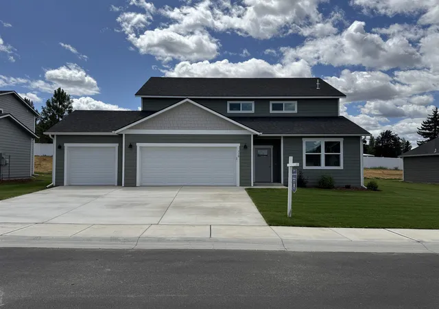 1st image of 710 E 4th St, Deer Park, WA 99006 | MLS# 202620233
