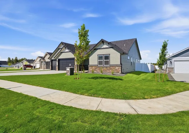 Photo 3 of Single family home for sale at 1235 N High Desert Dr, Deer Park, WA 99006 | MLS# 202620240 | Listing updated on 2026-09-16