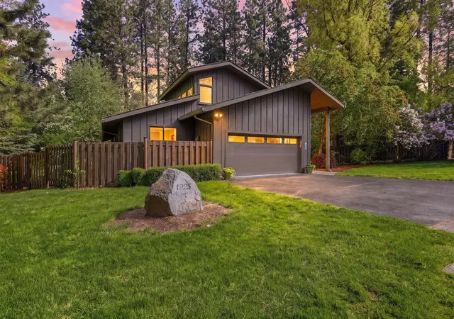 Photo 2 of Condo for sale at 1925 E Rockwood Blvd, Spokane, WA 99203 | MLS# 202620257 | Listing updated on 2026-07-30