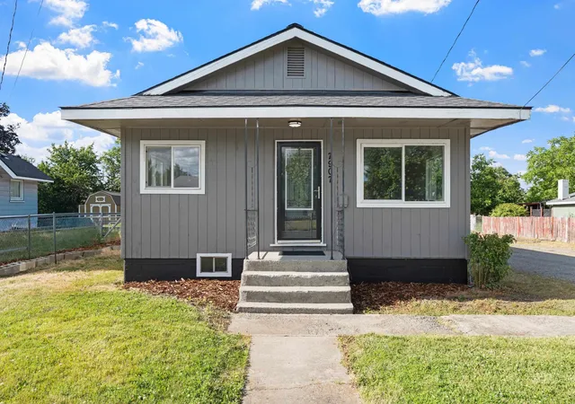 Homes for sale in Spokane Valley, WA | 7907 E Nora Ave, Spokane Valley, WA 99212 | MLS# 202620273