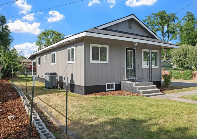 Homes for sale in Spokane Valley, WA | 7907 E Nora Ave, Spokane Valley, WA 99212 | MLS# 202620273