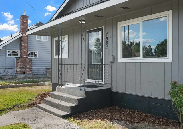 Homes for sale in Spokane Valley, WA | 7907 E Nora Ave, Spokane Valley, WA 99212 | MLS# 202620273