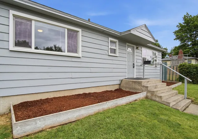 Homes for sale in Spokane, WA | 1815 E Dalton Ave, Spokane, WA 99207 | MLS# 202620274