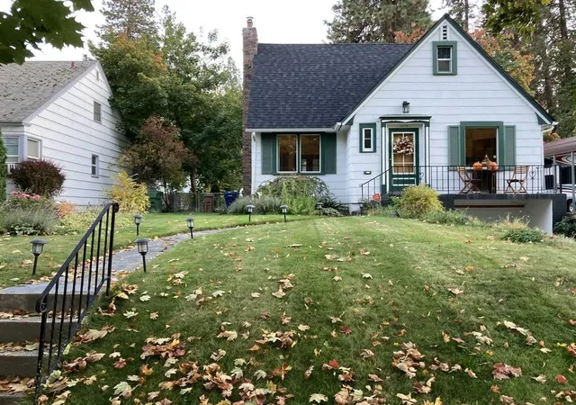 1st image of 1018 E 17th Ave, Spokane, WA 99203 | MLS# 202620283