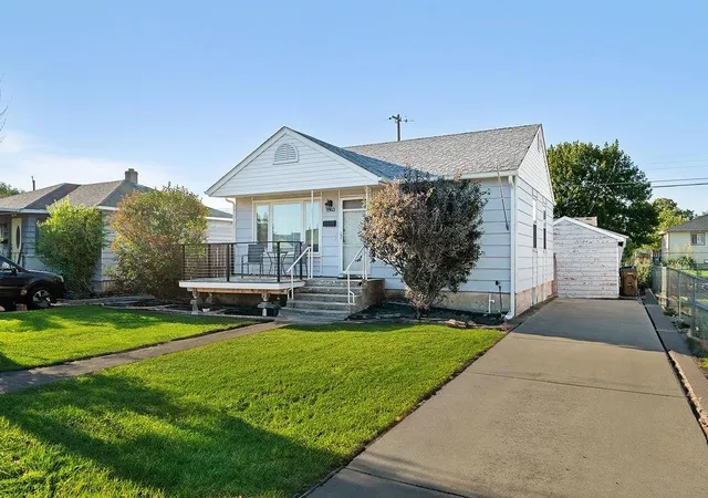 Homes for sale in Spokane, WA | 1303 E Princeton Ave, Spokane, WA 99207 | MLS# 202620285