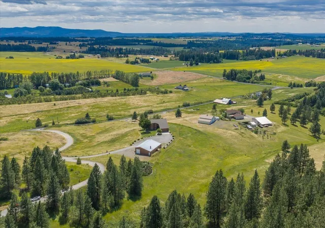 47th image of 15927 E Macmahan Rd, Spokane, WA 99217 | MLS# 202620298