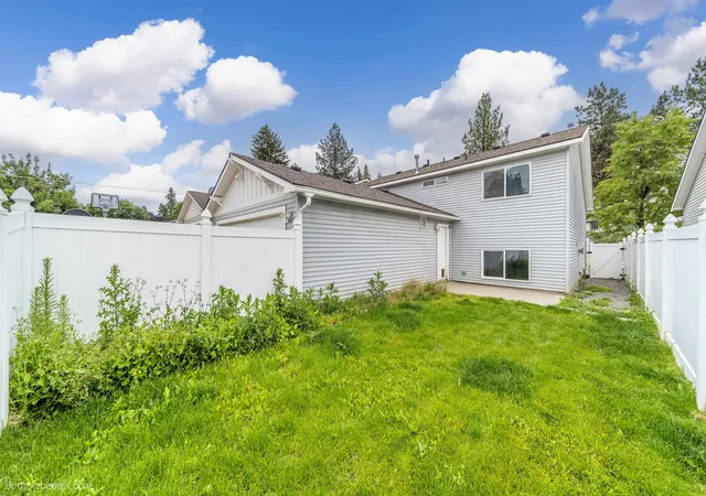 Homes for sale in Spokane Valley, WA | 10209 E 17th Ln, Spokane Valley, WA 99206 | MLS# 202620303