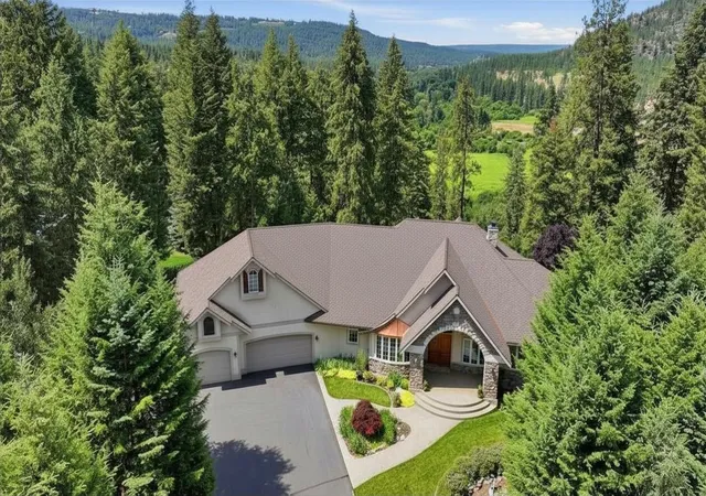 1st image of 405 W Meadow Ridge Ln, Spokane, WA 99208 | MLS# 202620308