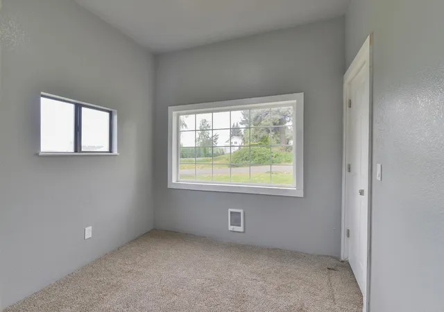 Homes for sale in Tekoa, WA | 512 S Lebo St, Tekoa, WA 99033 | MLS# 202620321