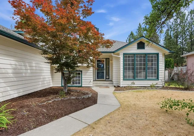 Photo 2 of Single family home for sale at 6004 W Wind River Dr, Spokane, WA 99208 | MLS# 202620325 | Listing updated on 2026-08-07