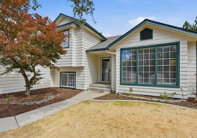 Photo 3 of Single family home for sale at 6004 W Wind River Dr, Spokane, WA 99208 | MLS# 202620325 | Listing updated on 2026-08-07
