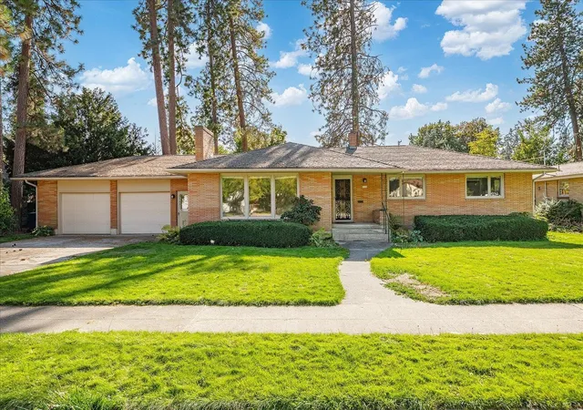 1st image of 1110 E 28th Ave, Spokane, WA 99203 | MLS# 202620328