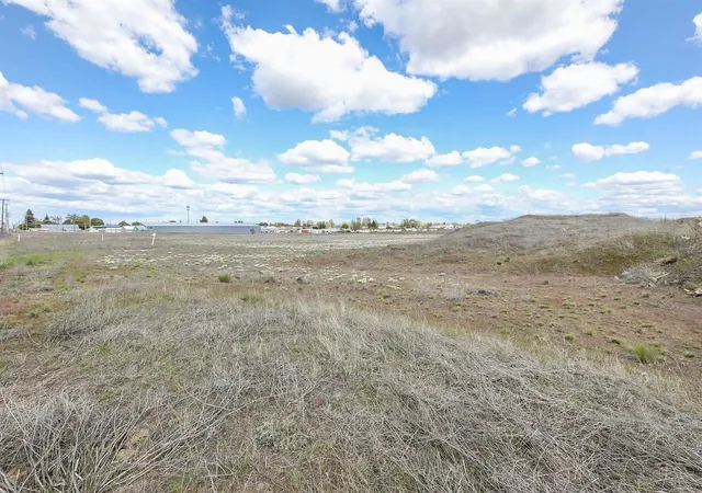 3rd image of 17Xx S Craig Rd, Airway Heights, WA 99001 | MLS# 202620339