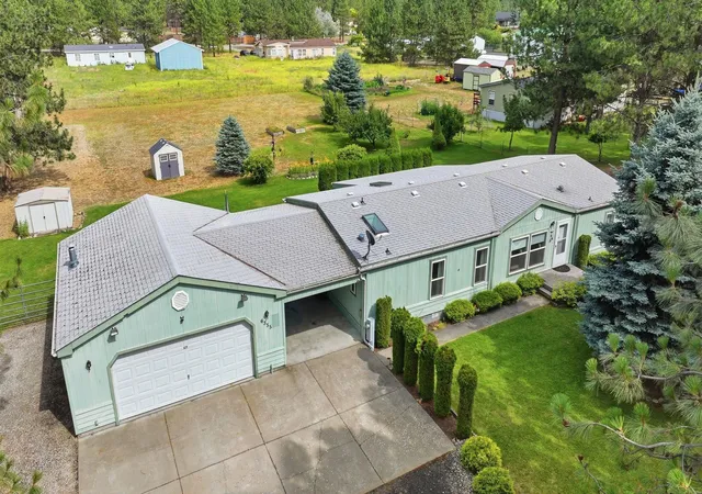 Homes for sale in Nine Mile Falls, WA | 6355 Sundown Rd, Nine Mile Falls, WA 99026 | MLS# 202620347
