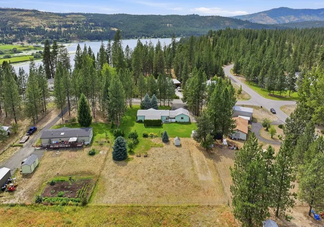 Homes for sale in Nine Mile Falls, WA | 6355 Sundown Rd, Nine Mile Falls, WA 99026 | MLS# 202620347