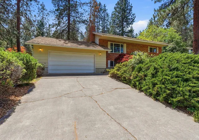 Homes for sale in Spokane Valley, WA | 1804 S Wardson St, Spokane Valley, WA 99212 | MLS# 202620351