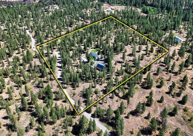 Photo 3 of Manufactured home for sale at 52551 E Whispering Pines Loop, Reardan, WA 99029 | MLS# 202620352 | Listing updated on 2026-07-29