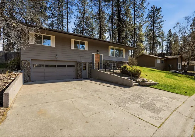 1st image of 1223 W Bellwood Dr, Spokane, WA 99218 | MLS# 202620355