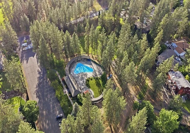 2nd image of 1223 W Bellwood Dr, Spokane, WA 99218 | MLS# 202620355