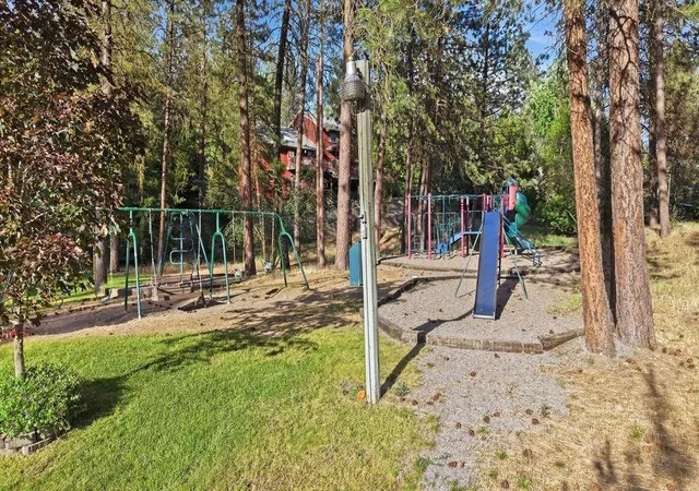 5th image of 1223 W Bellwood Dr, Spokane, WA 99218 | MLS# 202620355