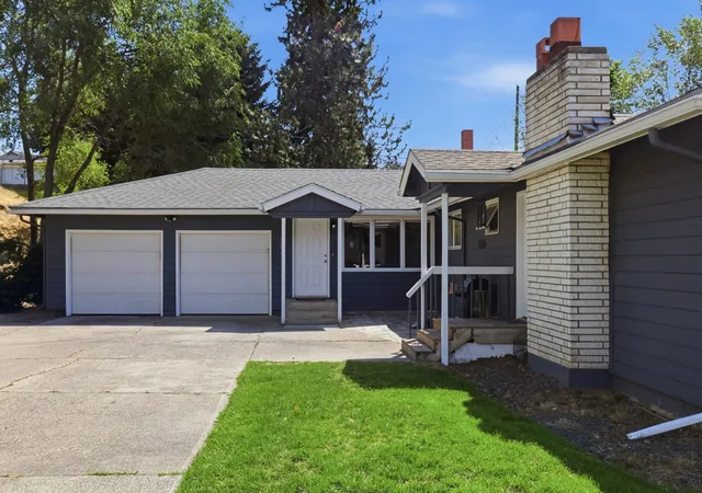 Homes for sale in Spokane Valley, WA | 902 N Wilbur Rd, Spokane Valley, WA 99206 | MLS# 202620365