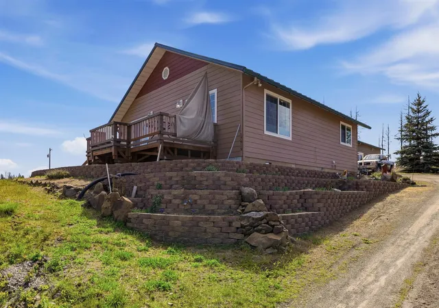 Homes for sale in Medical Lake, WA | 17919 W Lakeview Dr, Medical Lake, WA 99022 | MLS# 202620381