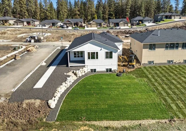 3rd image of 16785 N Wellington Rd, Colbert, WA 99005 | MLS# 202620383