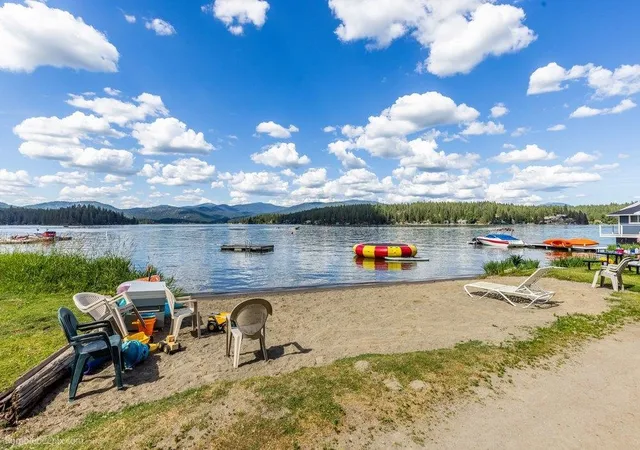 Homes for sale in Newman Lake, WA | 22807 E Park Beach Rd, Newman Lake, WA 99025 | MLS# 202620387